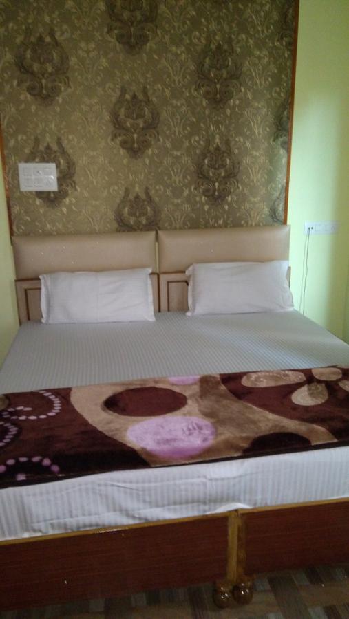 Hotel Picasso Varanasi Prime Location Exterior foto