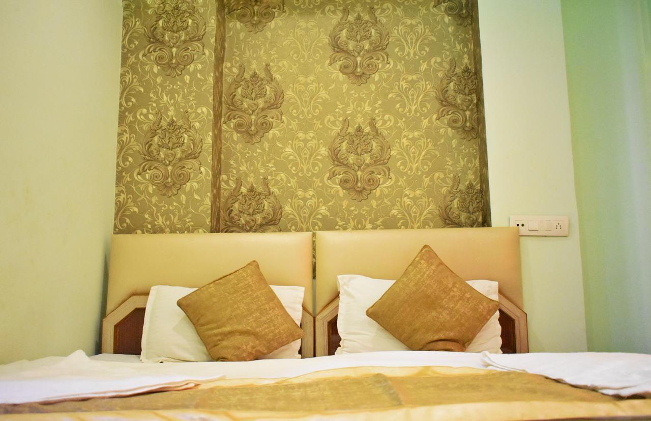 Hotel Picasso Varanasi Prime Location Exterior foto